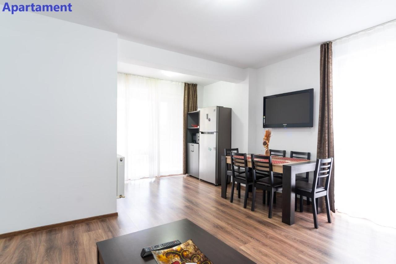 Zeka's Apartment Mamaia